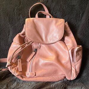 💕 Buttery soft Pink Leather Backpack